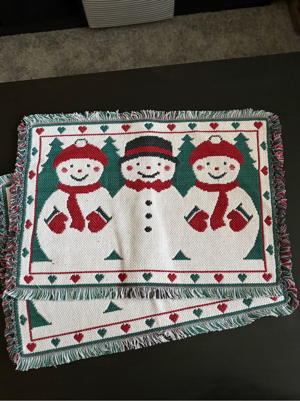 Vtg Christmas Red & Green Snowmen Holiday Rectangle Jacquard Placemats 13x19”